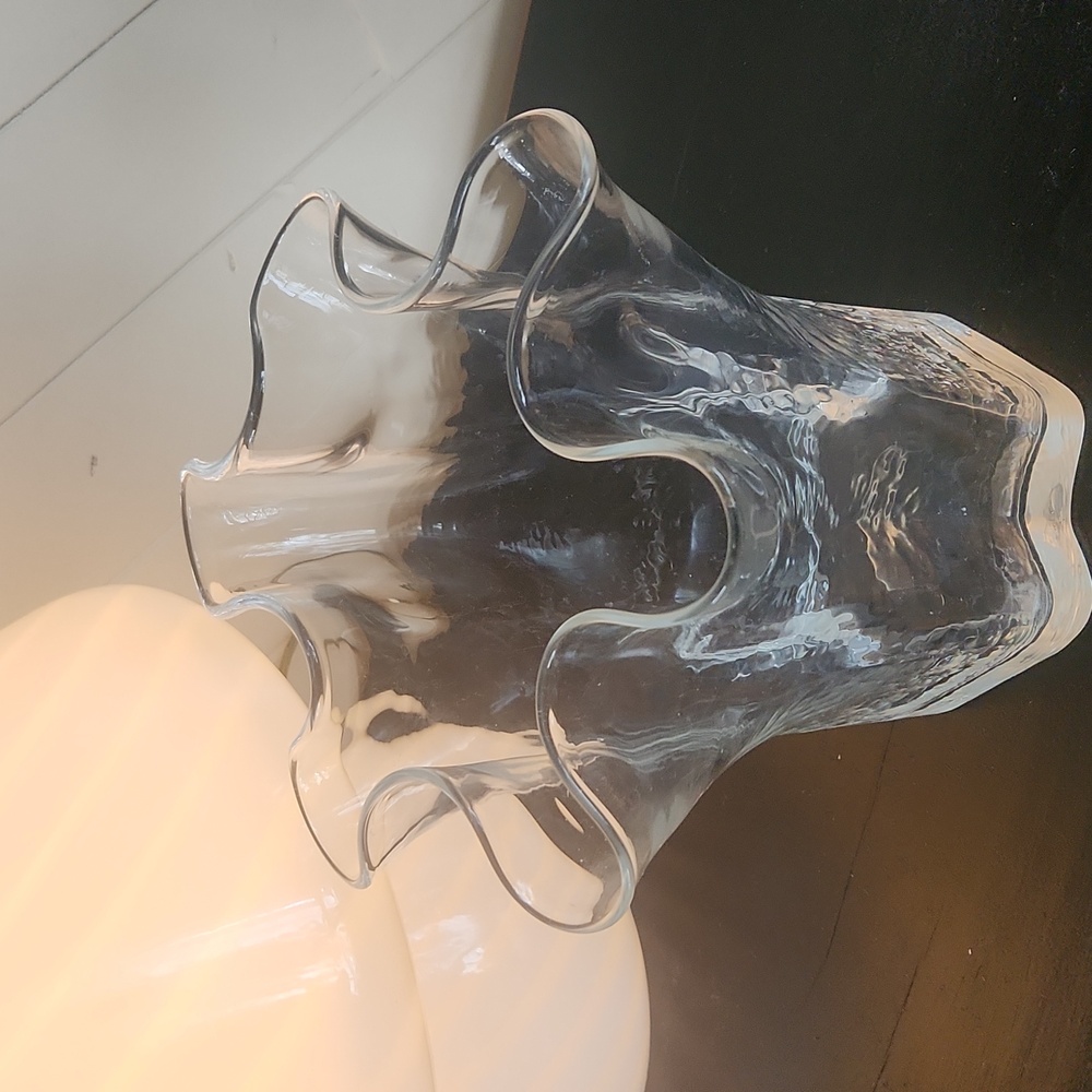 Muurla Handkerchief Vase Elegant Clear Glass Vase